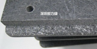 可加工性的合成石，可以用CNC洗出想要的形狀與機構，可以媲美鋁合金
