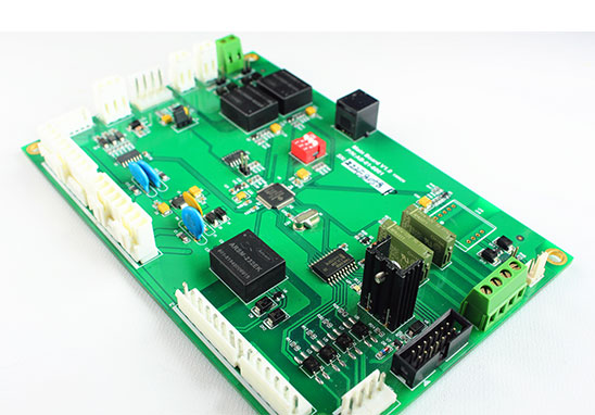 PCB布局：熱敏設(shè)備放置在冷空氣區(qū)域中，溫度測量設(shè)備放置在最熱的位置